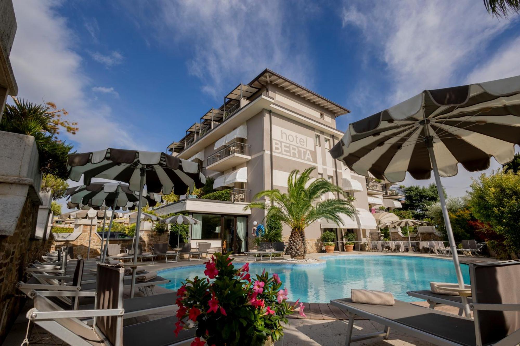 Hotel Berta Desenzano del Garda Extérieur photo