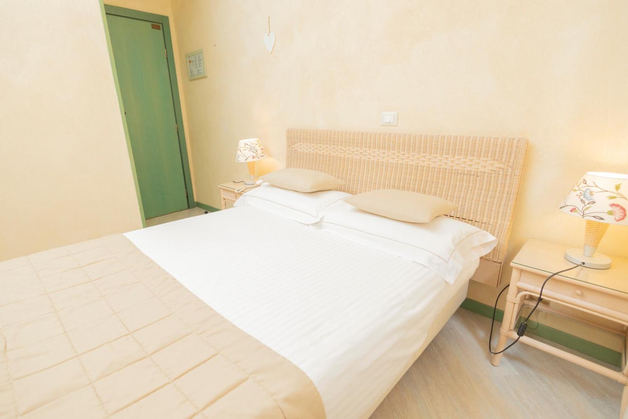 Hotel Berta Desenzano del Garda Extérieur photo