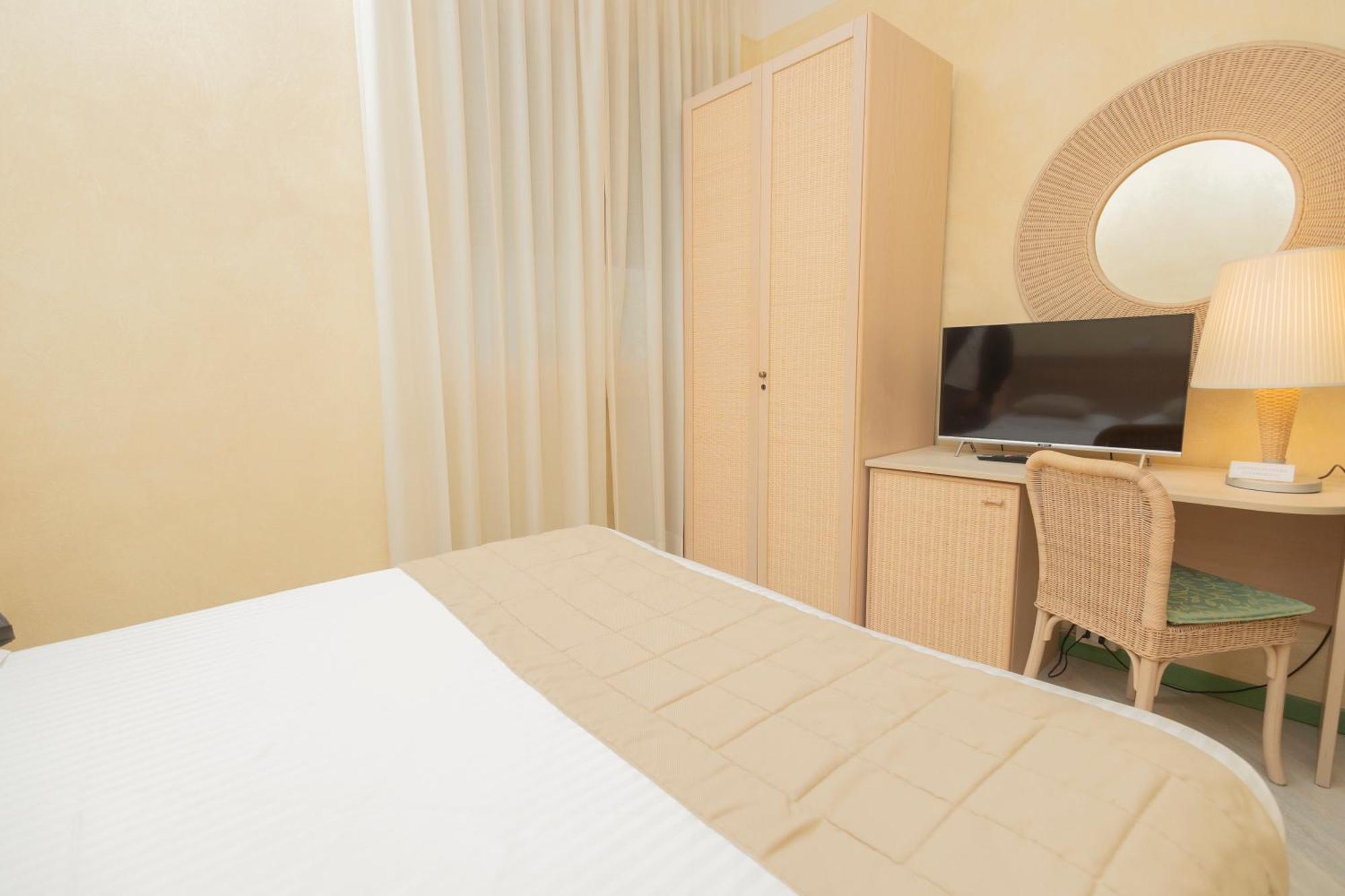 Hotel Berta Desenzano del Garda Extérieur photo