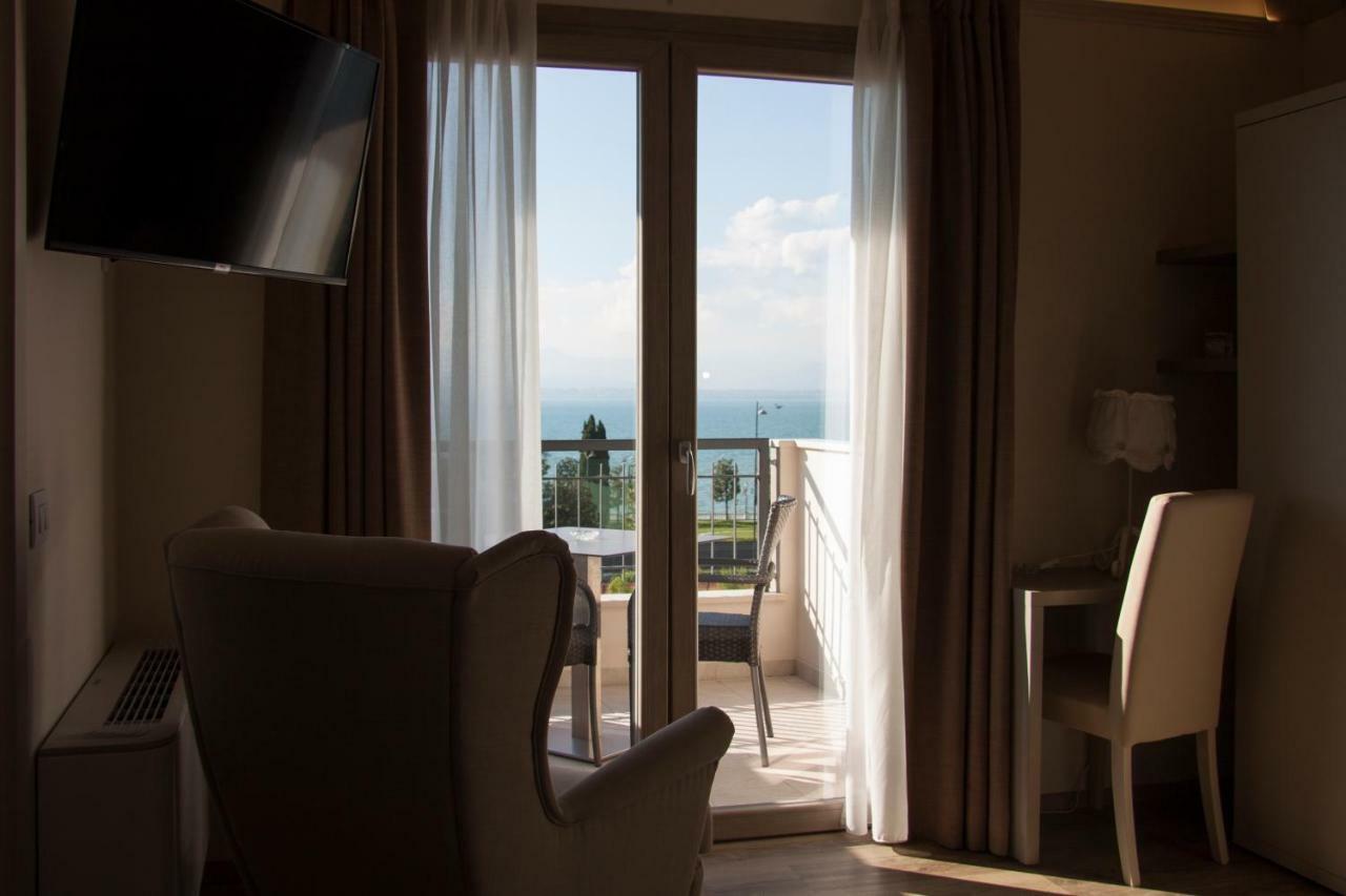 Hotel Berta Desenzano del Garda Extérieur photo