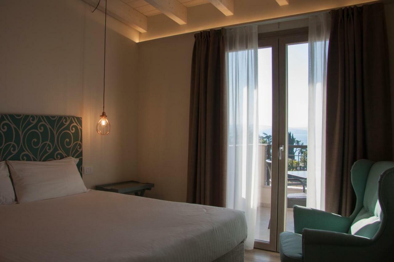 Hotel Berta Desenzano del Garda Extérieur photo