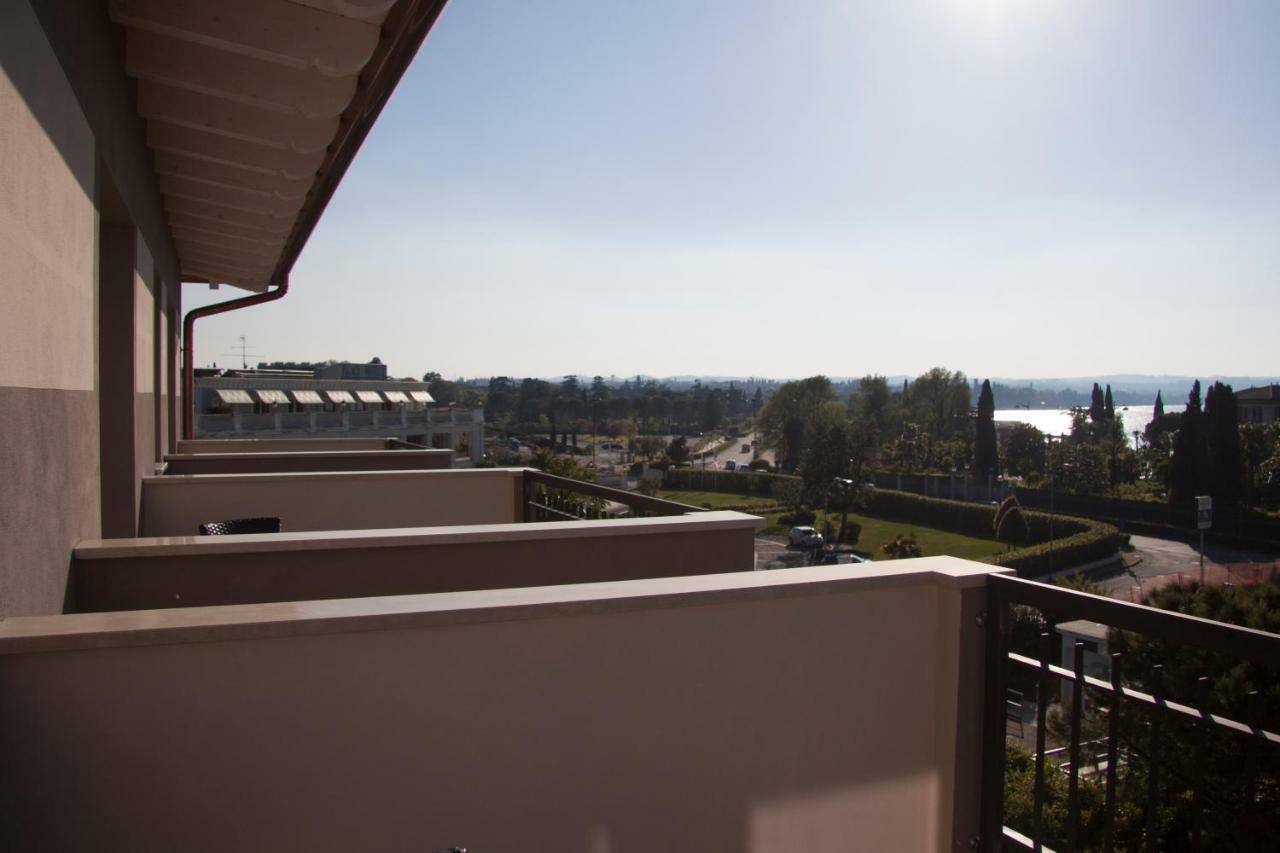 Hotel Berta Desenzano del Garda Extérieur photo